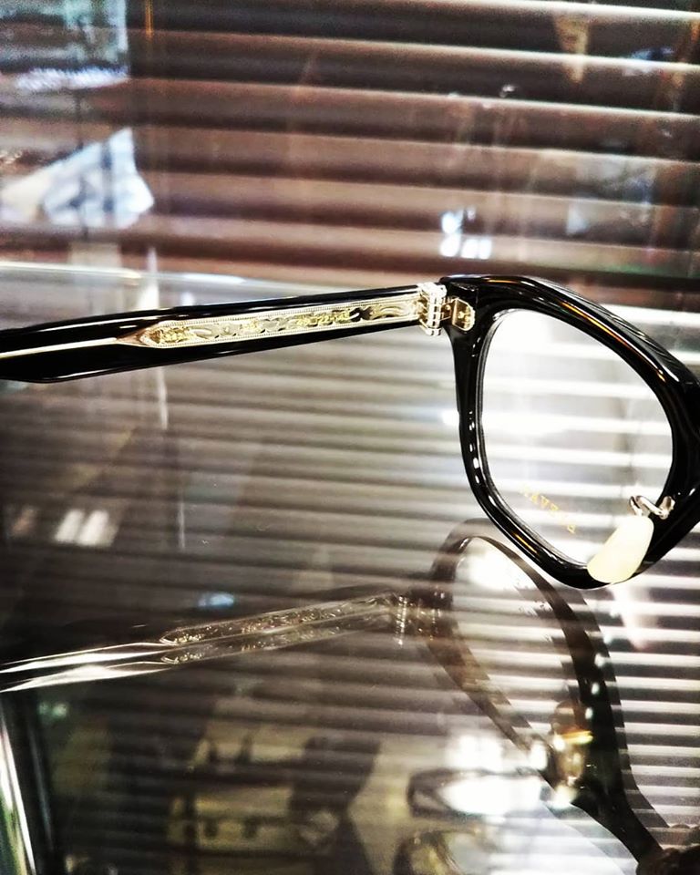 さて、本日も「EYEVAN」アイヴァンのセルフレーム（プラスチック製