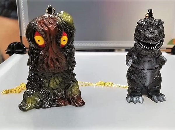 2018年8月中にショップ・懐古堂にてY・MSF製「ネックレスフィギュア