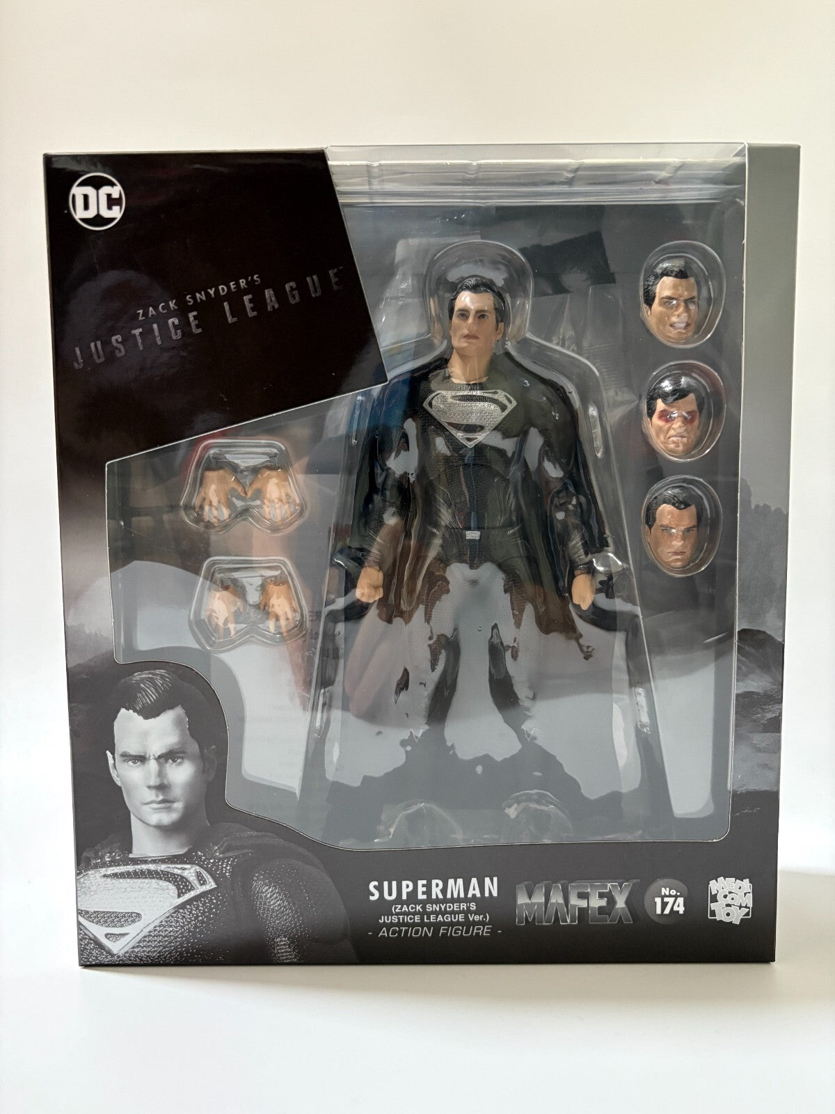 Zack Snyder's Justice League MAFEX No.174 Superman (Black Suit