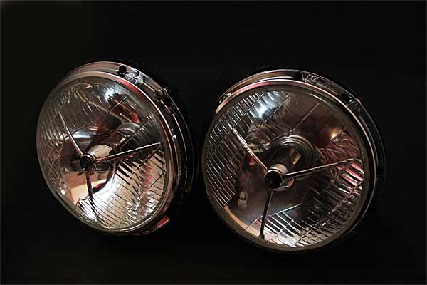 LUCAS P700 スリーポイントヘッドライト