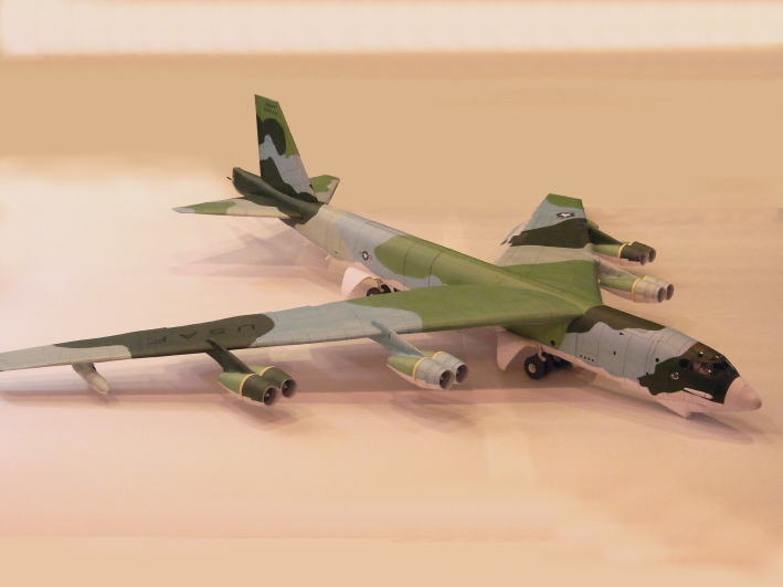 小幡会員作品ページ B－52H ストラトフォートレス