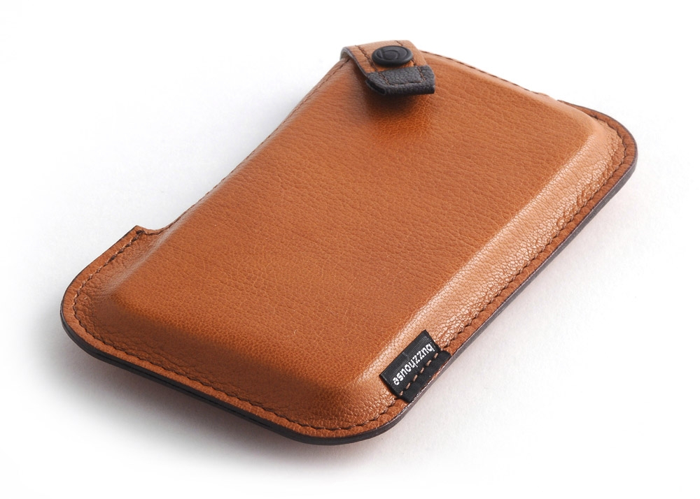 ハンドメイドレザートケース for iPhone 5 & 4/3GS/3G - buzzhouse design