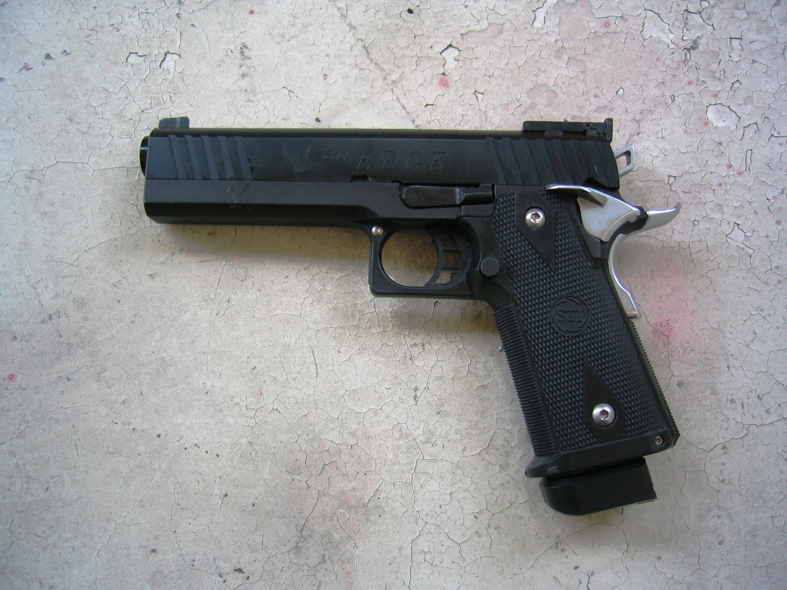 KSC ハイキャパ STI EDGE 5.1スライドヘヴィウェイト マガジン3本 KSC