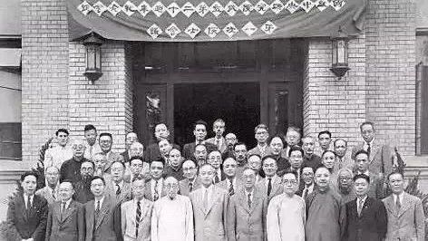 书讯：一群知识精英的《南渡北归》_搜狐网