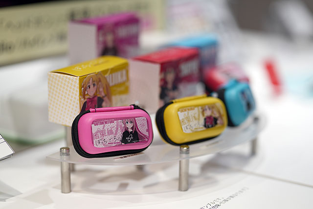 レビュー】『ぼっち・ざ・ろっく！』ソニーストアコラボモデル 実機