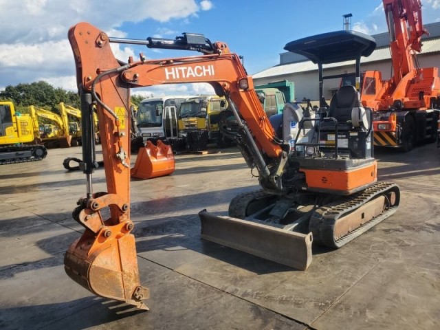 ミニユンボのZX30U-5Aが入荷しました。|中古建設機械情報・ニュース