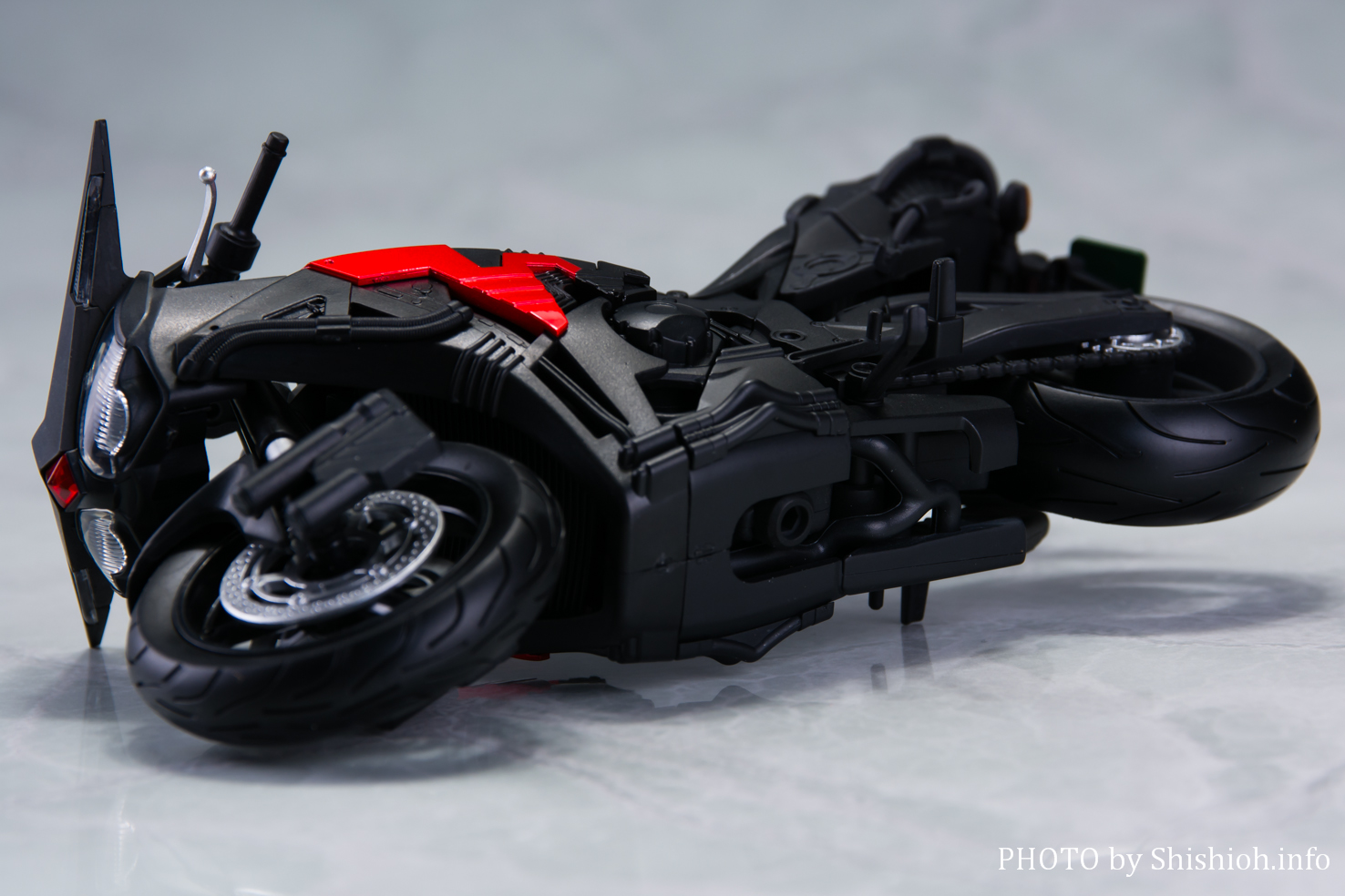 レビュー】S.H.Figuarts スカルボイルダー