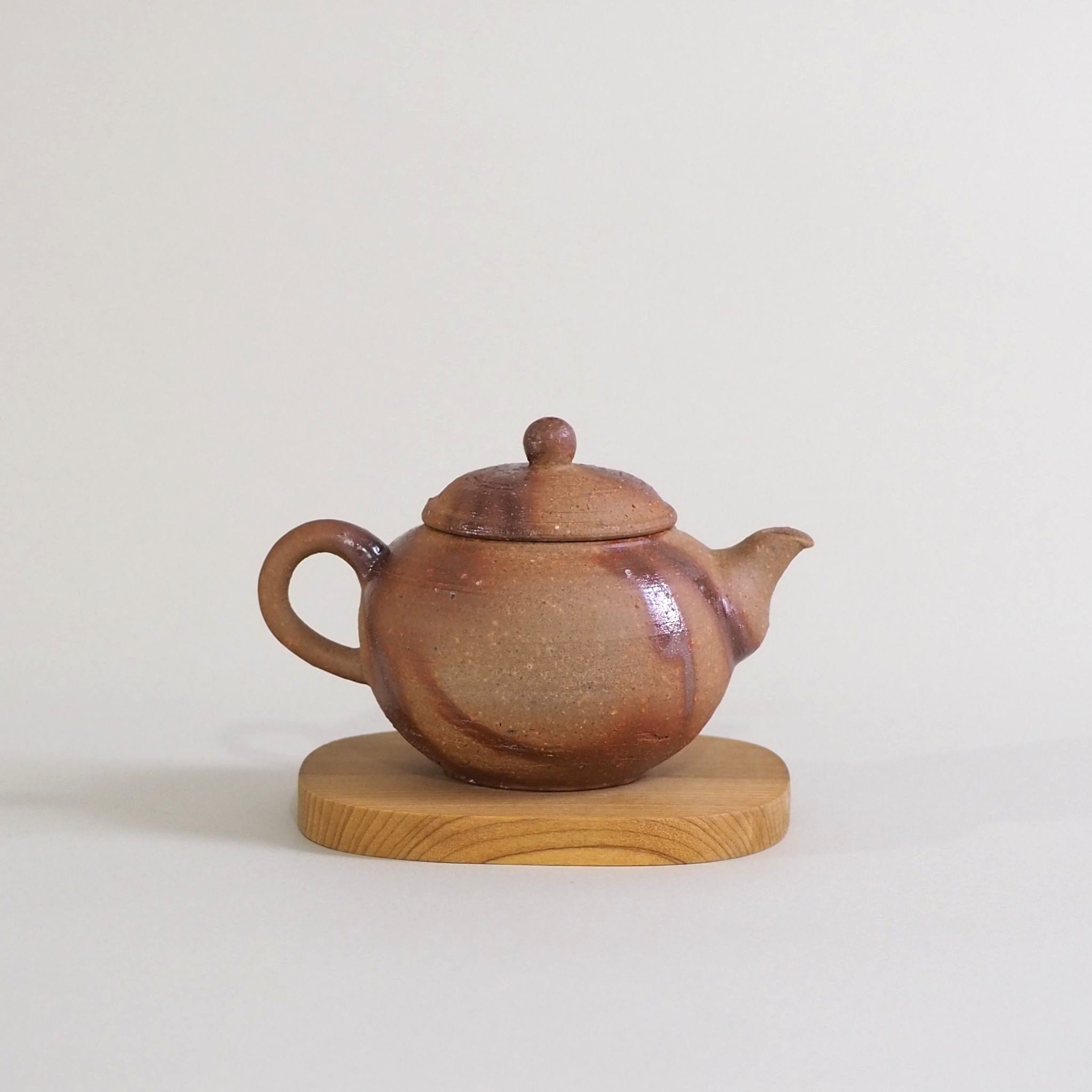 bizen-hidasuki-teapot-ma-2.jpg