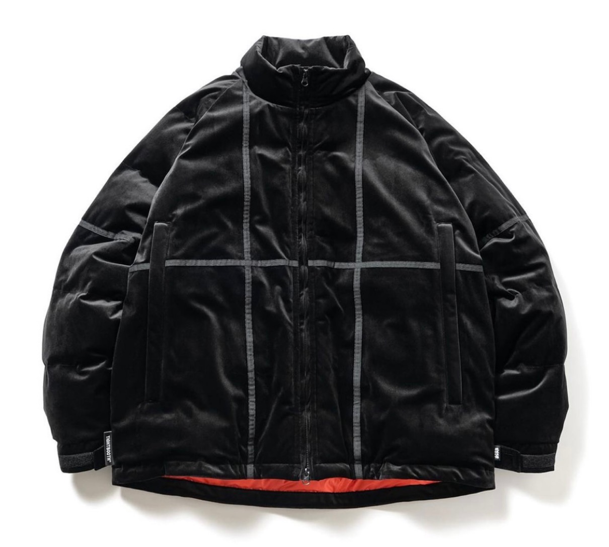 TIGHTBOOTH × BlackEyePatch コラボコレクションが国内11月20日／11月