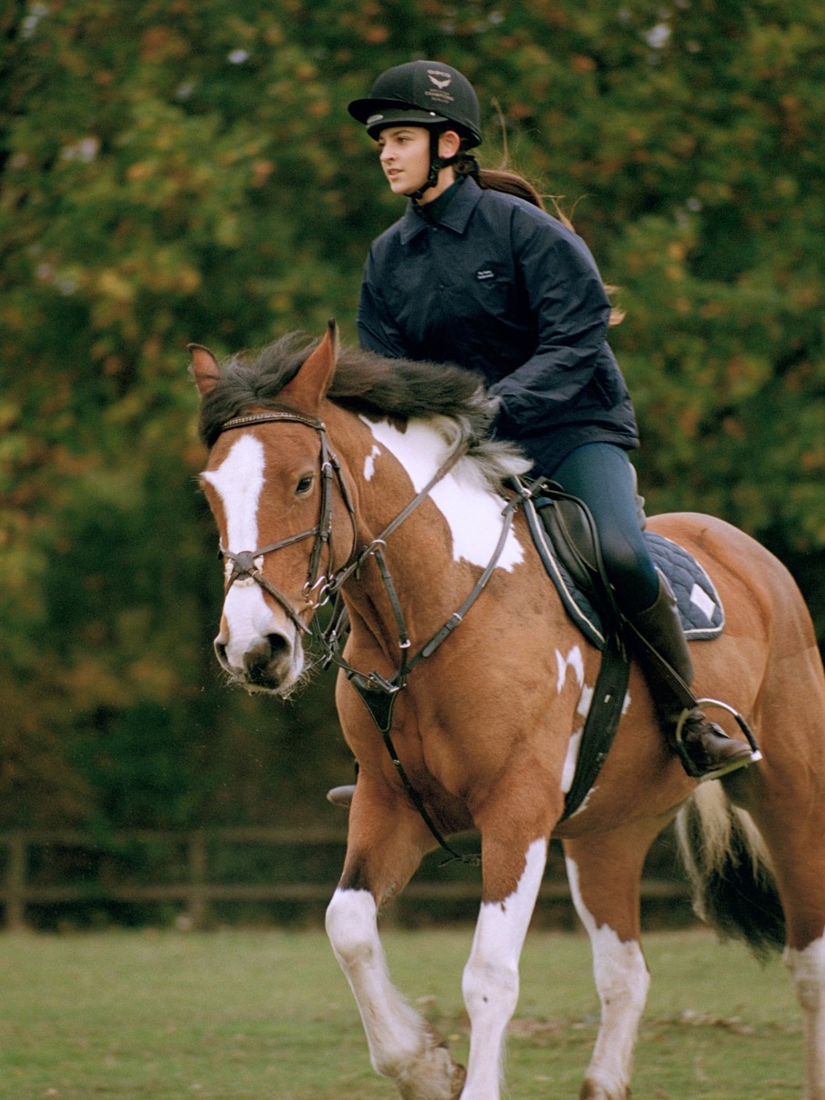 ENNOY『PADDED NYLON COACH JACKET』が国内11月16日より抽選発売 | UP