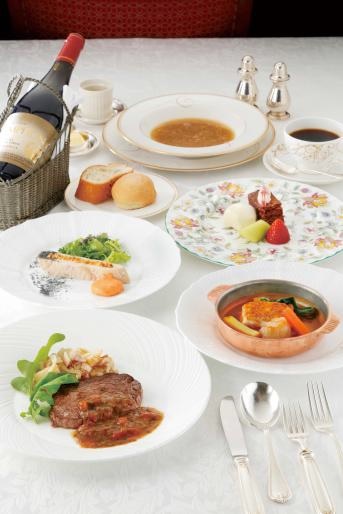 クルージングパーティーだと!? 劇場アニメ『黒執事 Book of the