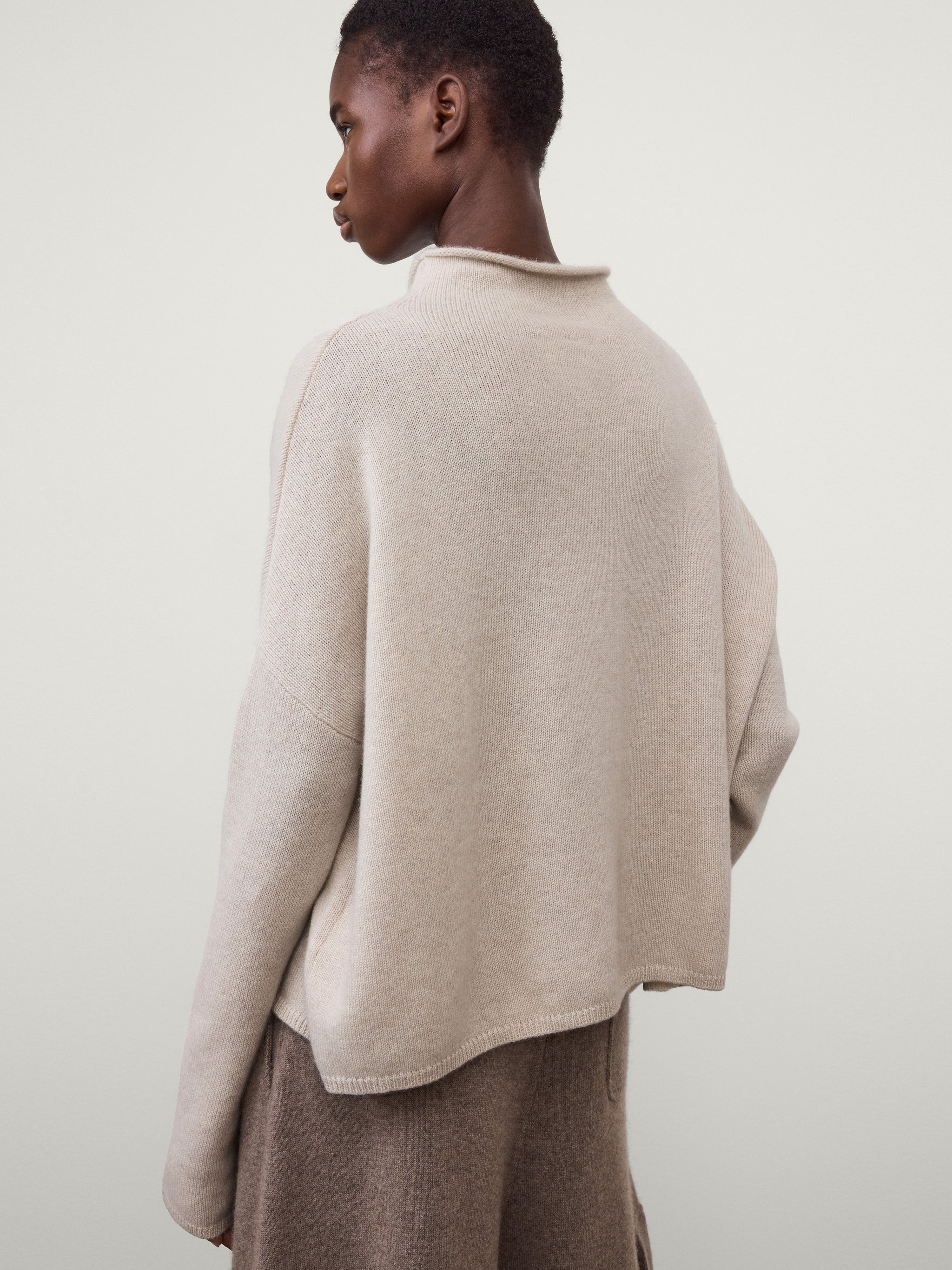 The Sandy Sweater | Mock neck cashmere sweater – LISA YANG