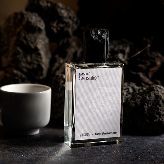 センセーション黒ラベル720ml + オリジナル香水セット – UTAGE