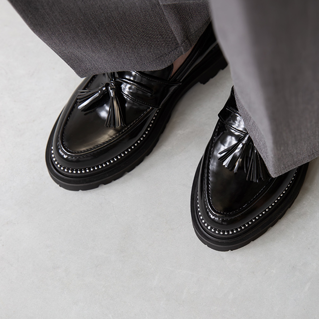 menue (メヌエ) スタッズ トラックソール 厚底ローファー 送料無料