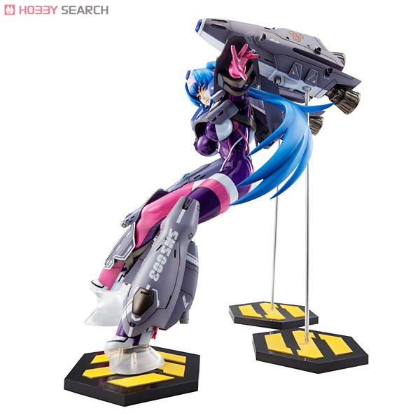 エクセレントモデル マクロスF クラン・クラン アーマードVer