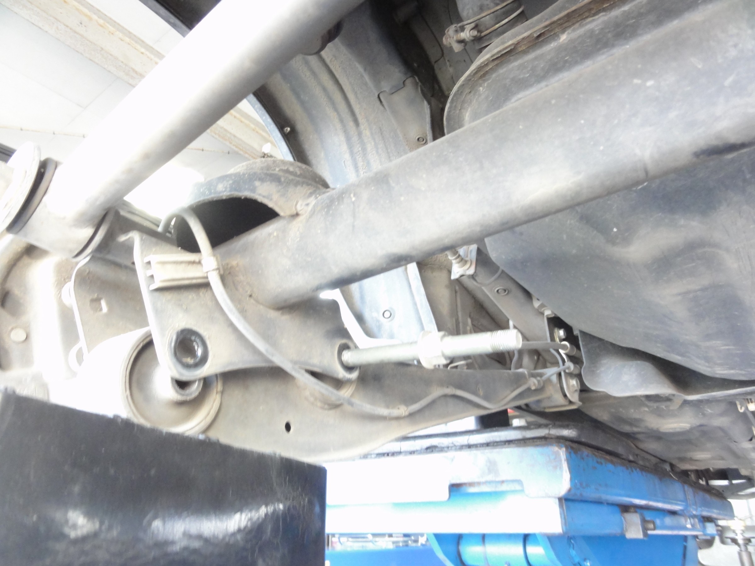 Kei（HN22S）ナビック製「トラクションブラケット」装着＆アライメント