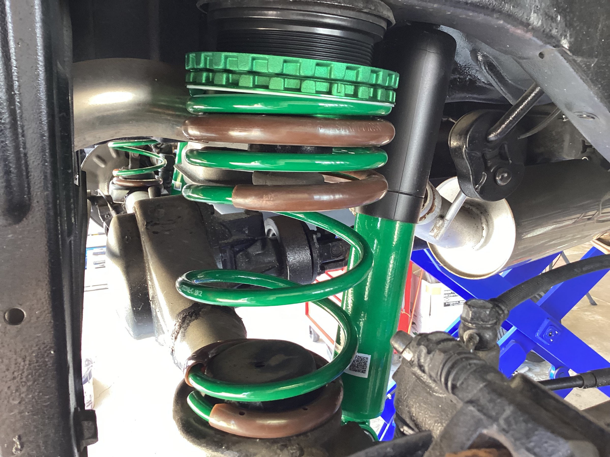 スズキ Keiワークス HN22S 車高調取り付けます！ | スズキ Keiワークス