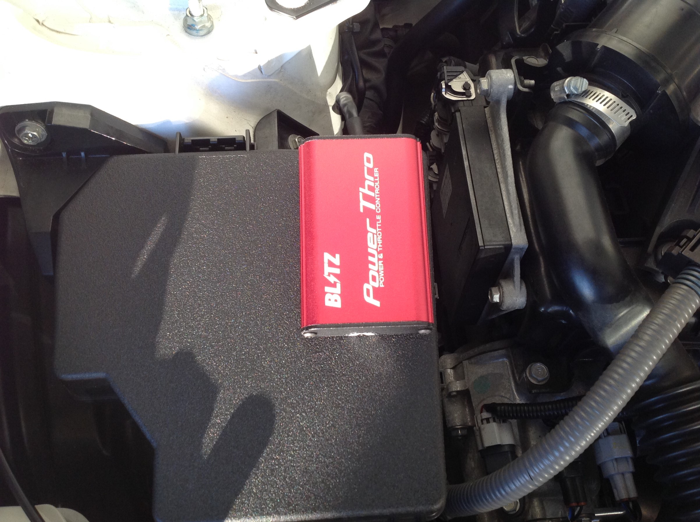 ZN6 86さん、ブリッツ パワスロ装着です ♪ | トヨタ 86（ZN6） HID