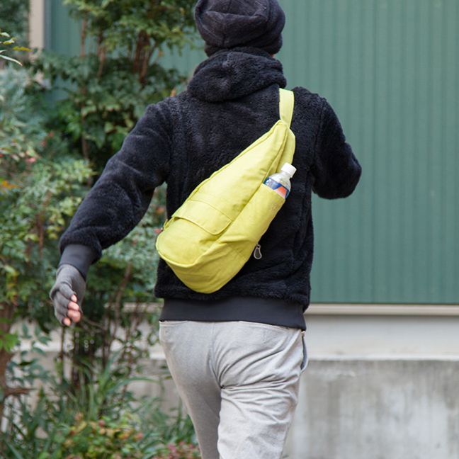 ヘルシーバックバッグ テクスチャードナイロン(M)｜COOCAN++