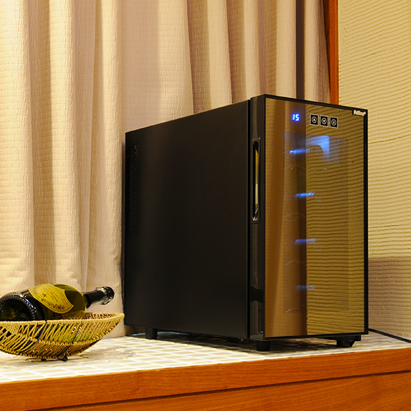 ワインセラーの紹介 | ワインセラーの「 カシェットシークレット」