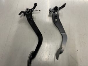 ZC33Sスイフトスポーツ アールズクラッチペダル | A PIT AUTOBACS