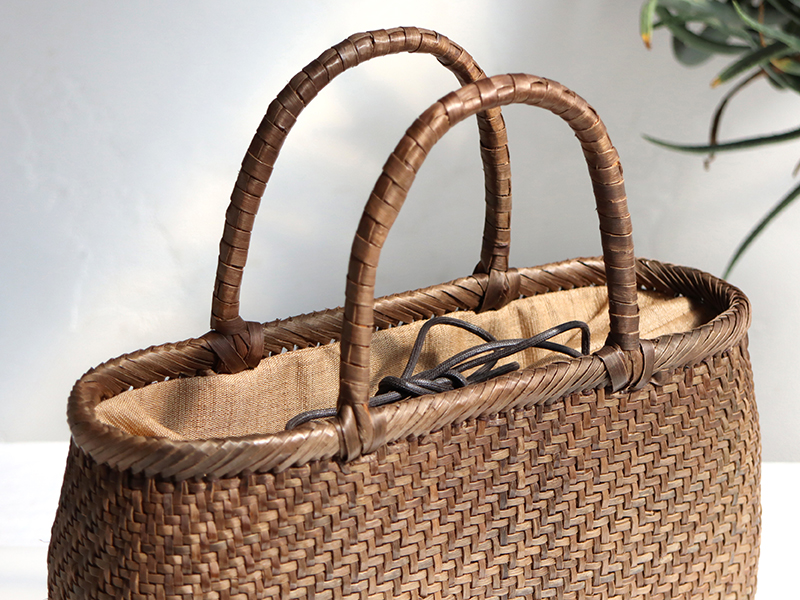 くるみ・カゴバッグ/網代編み・ひご極細/中サイズ/リネン巾着