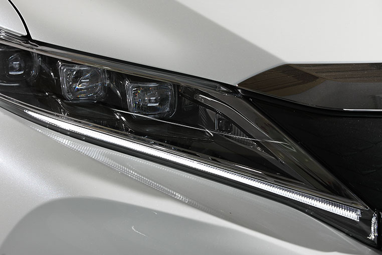 60ハリアー後期の「ヘッドライト」を加工屋目線でレビュー