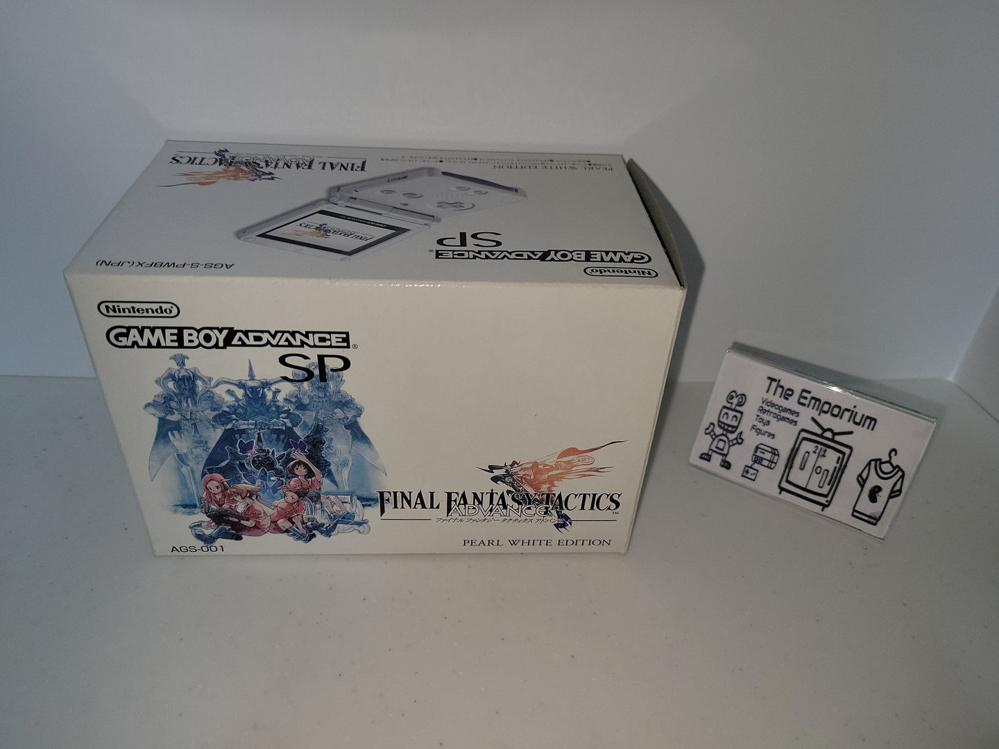 Game Boy Advance SP - Final Fantasy Tactics Pearl White Limited