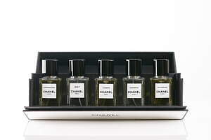 シャネル2025年春コスメ“至高のフレグランス”から香りが選べる