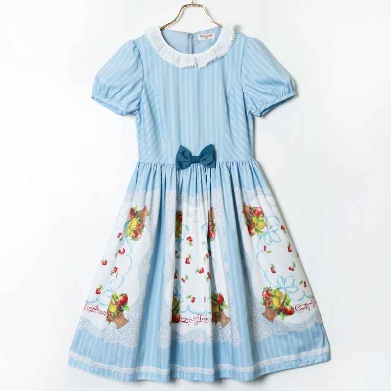 エミリーテンプルキュート“フルーツバスケット”主役の夏ワンピ、爽やか