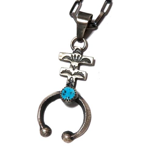 インディアンジュエリーペンダント ナバホ族 アーチスト