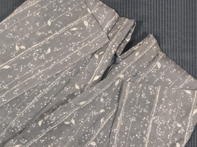 帯のアトリエ花邑 hanamura 銀座店 「木の葉文様 型染め 紗紬 単衣」