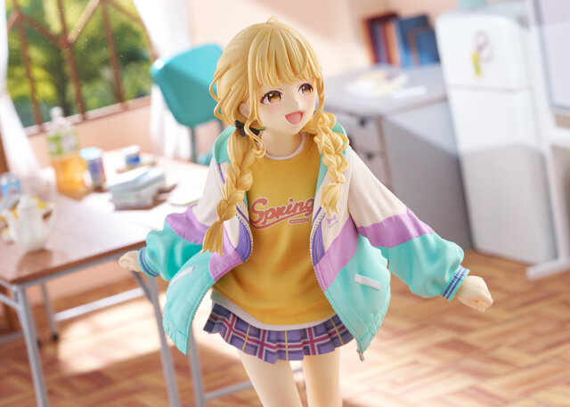 学マス』より「藤田ことね」が一番のお気に入りの服で立体化！豪華版に