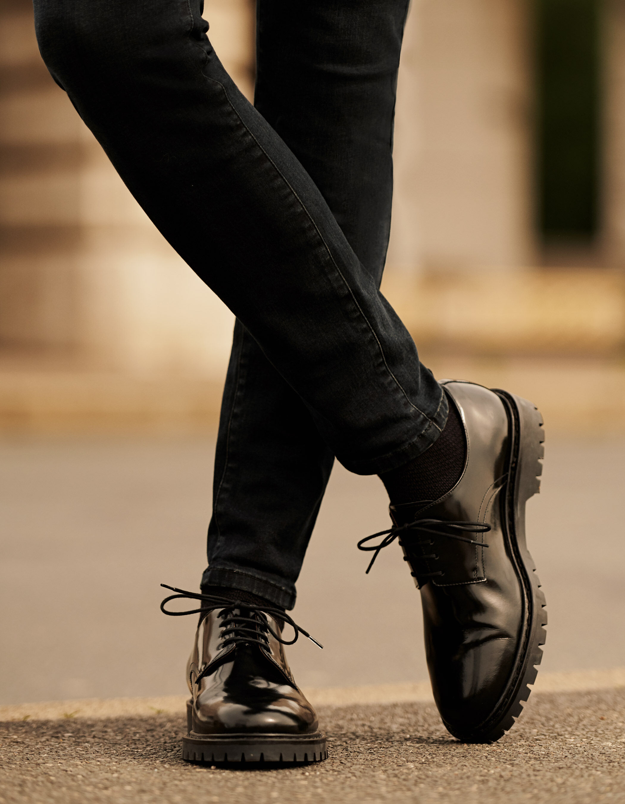 Men's black glazed leather Derby shoes