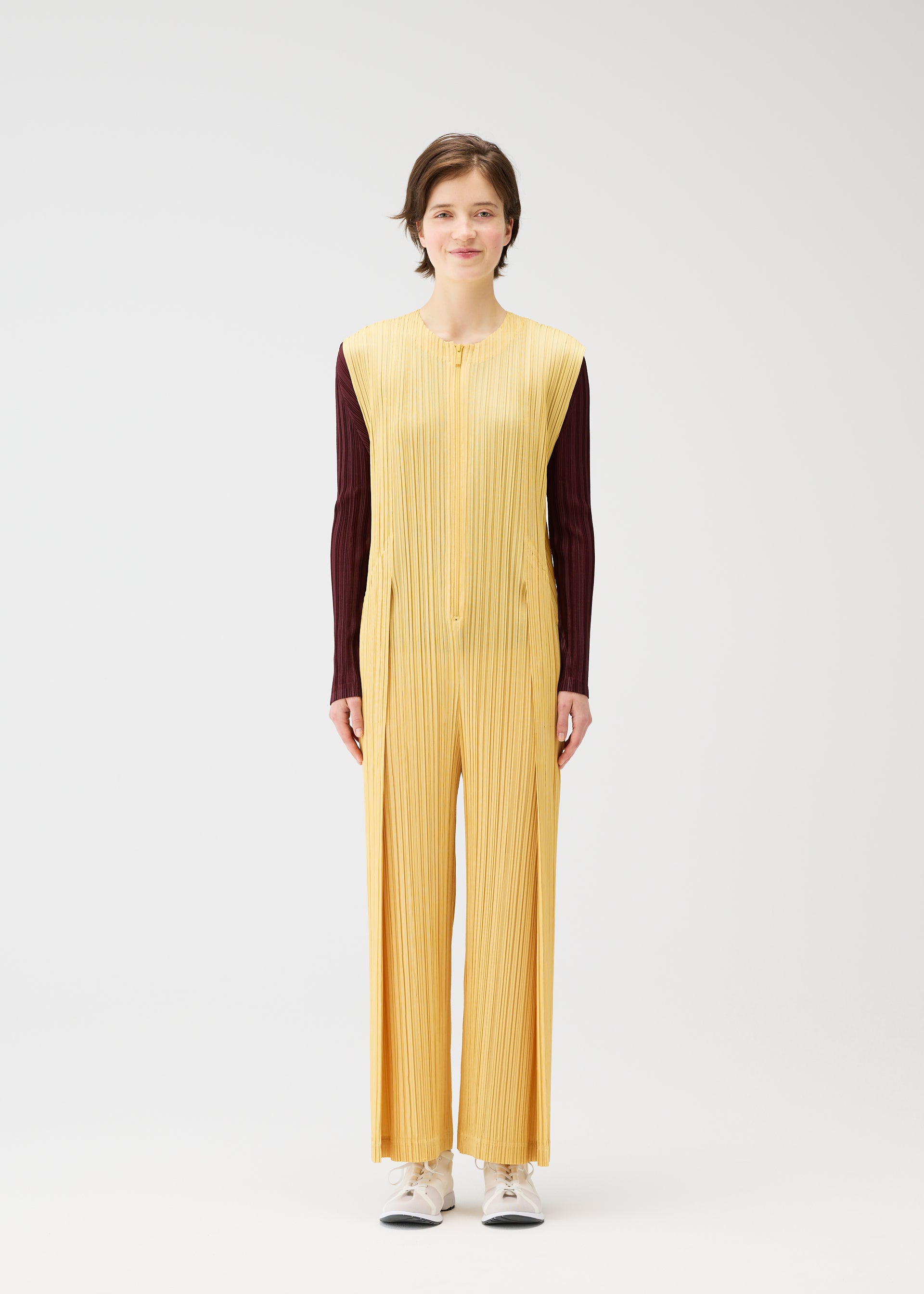 THICKER BOTTOMS 1 – isseymiyake.com