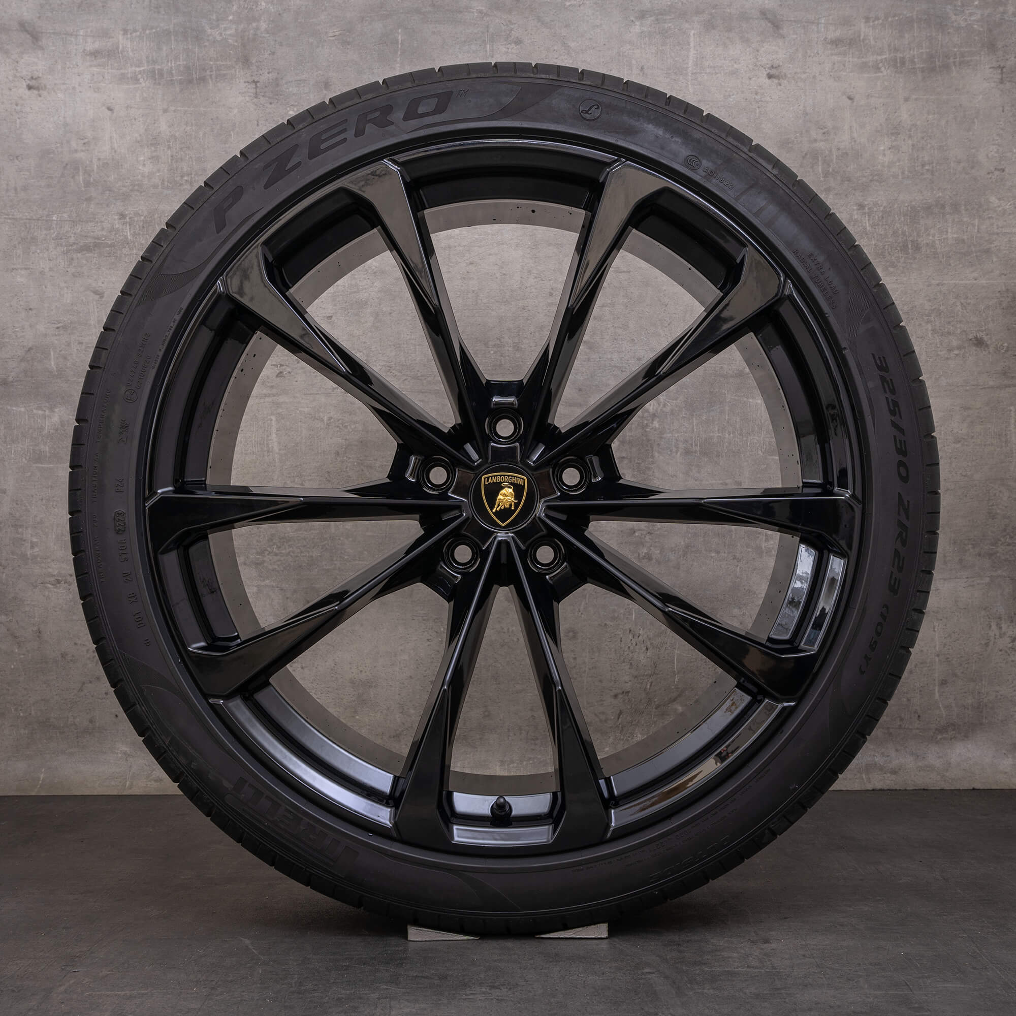 OEM Lamborghini Urus rims 23 inch summer wheels 4ML601025CP