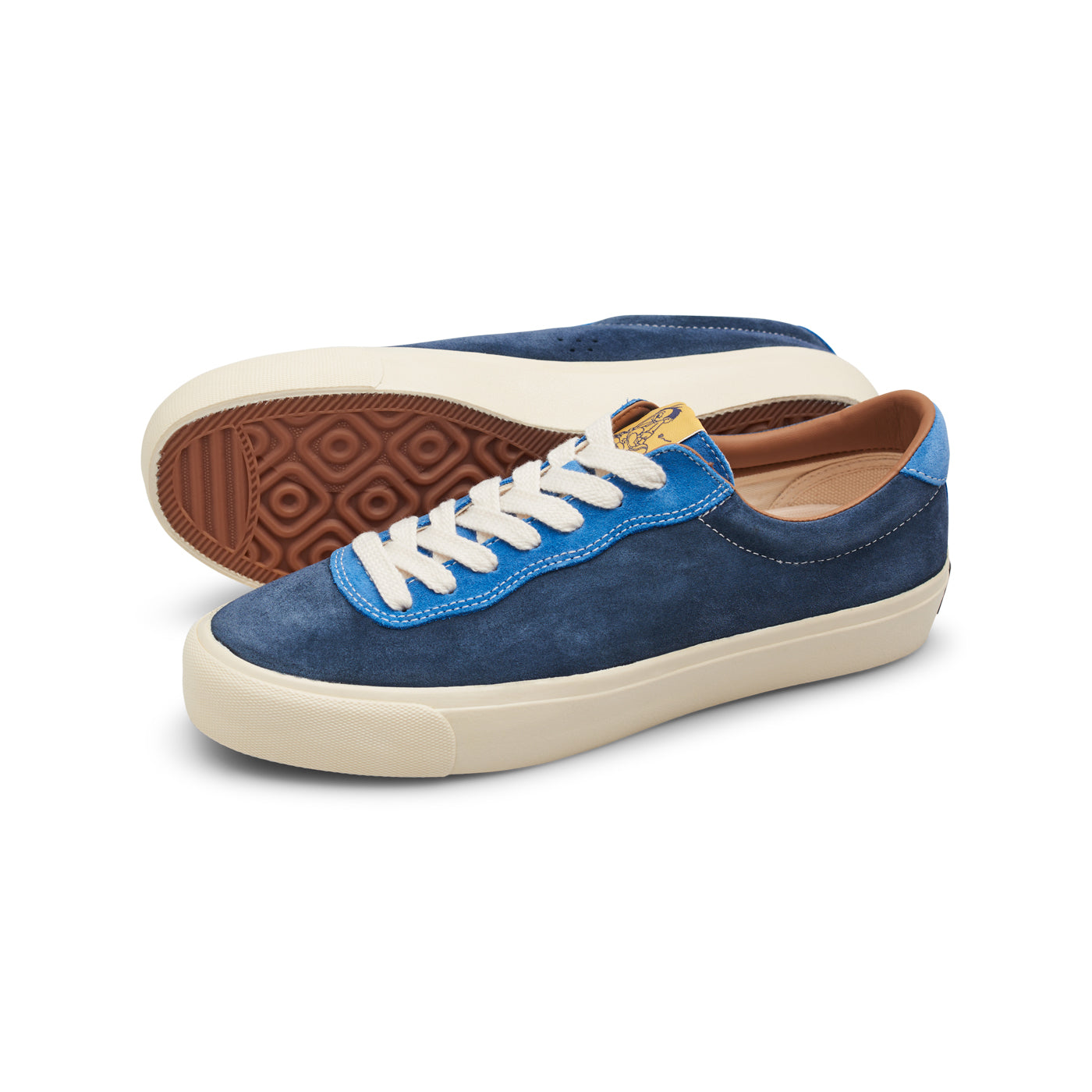 VM001 LO NICK (Patriot Blue/White) – Last Resort AB