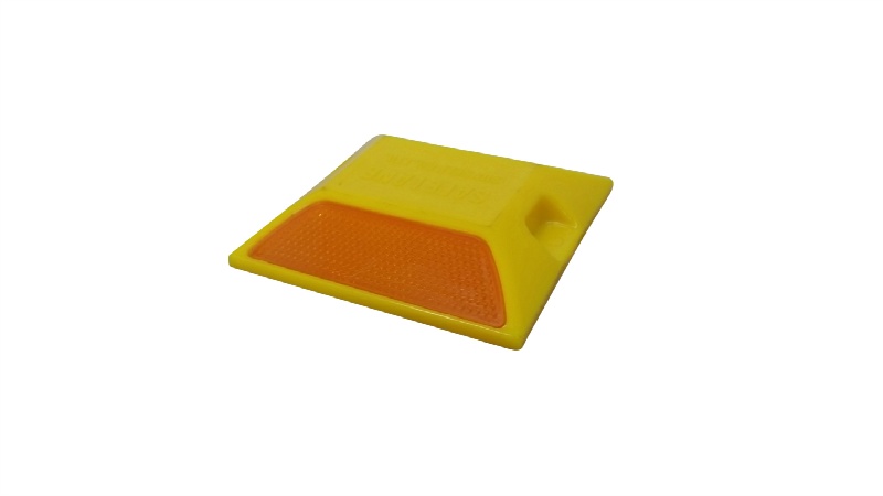 反射式道路鋲 セーフレーン 黄色 100mm角 H20mm SL-1Y 接着式 ABS樹脂