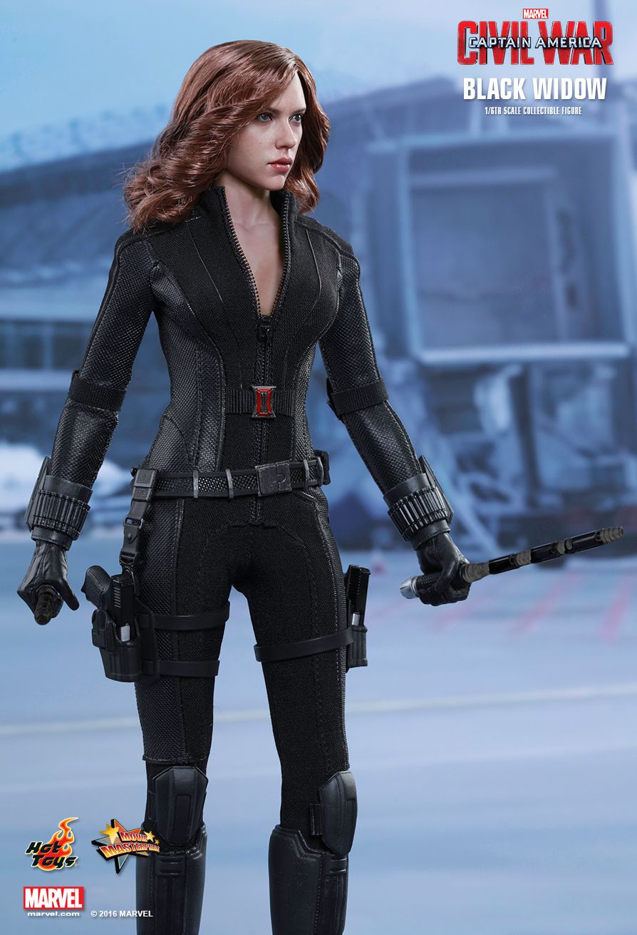 Captain America : Civil War - Black Widow Hot Toys - Machinegun