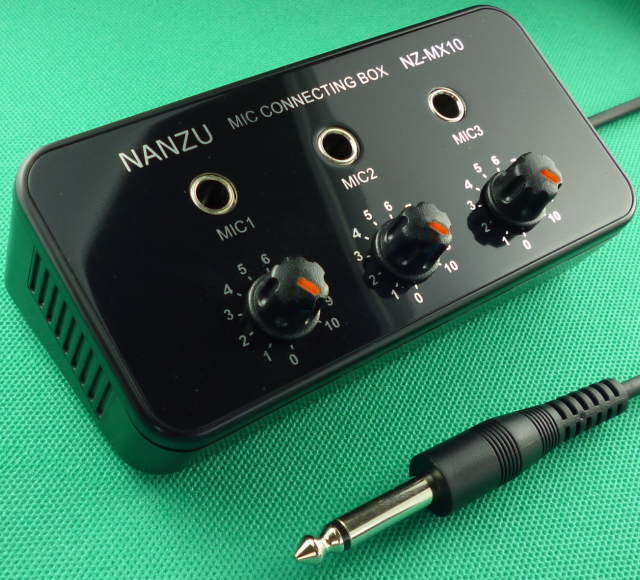 簡易マイクミキサー 電源不要でマイク3本を接続可能な小型ミキサー