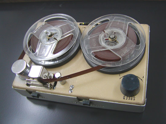 小型オープンリールテープレコーダー