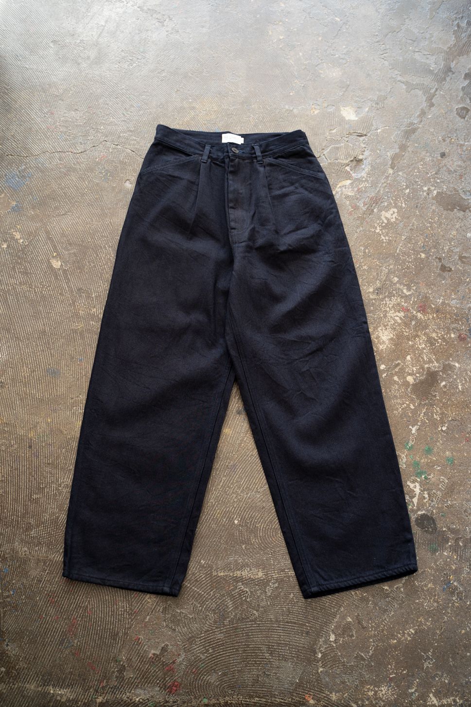STILL BY HAND - 【25AW】12ozデニムワンタックパンツ(DARK NAVY) | Salty