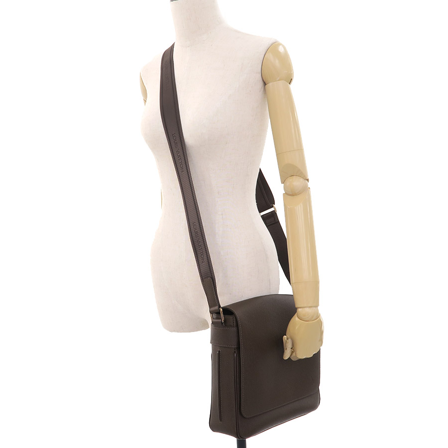 LOUIS VUITTON◇ロマンPM_タイガ_アルトワーズ/レザー/BLK/無地/M32852