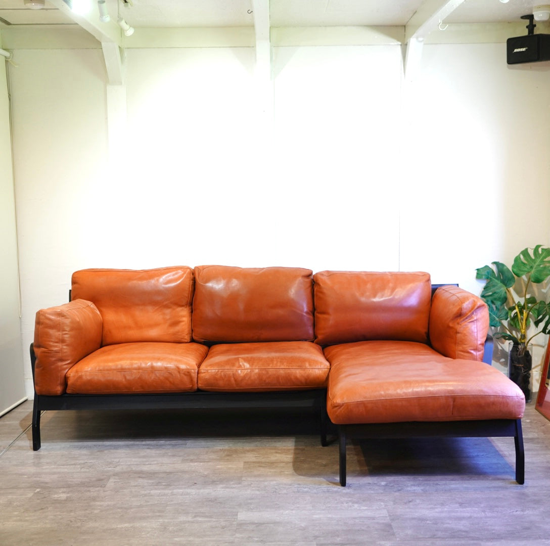 Cassina ixc.（カッシーナ・イクスシー）