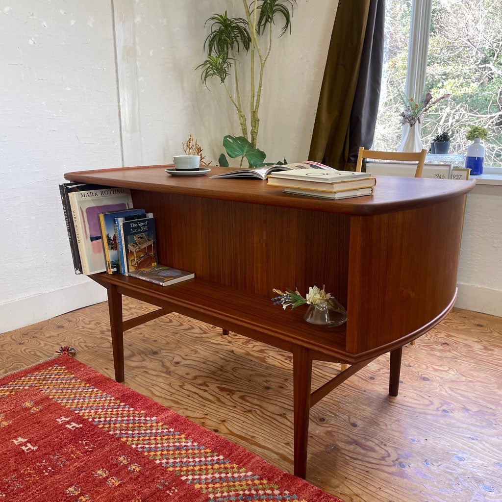 チーク材 両袖デスク 北欧デンマーク製 ヴィンテージ 中古 背面収納