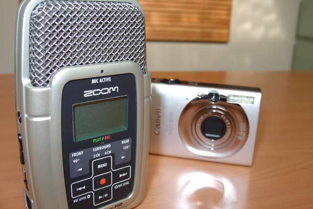 Zoom H2 portable solid state recorder - [English]