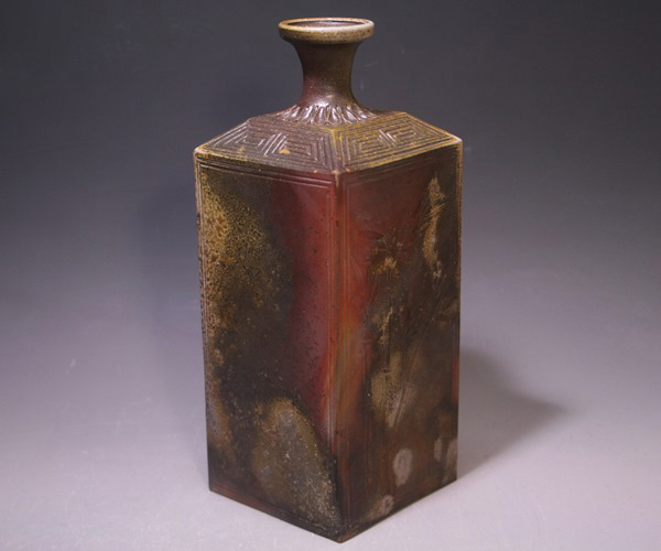 AKa6903 備前焼 小西陶古 変わった形の酒器 珍品 AKa6903 備前焼 小西