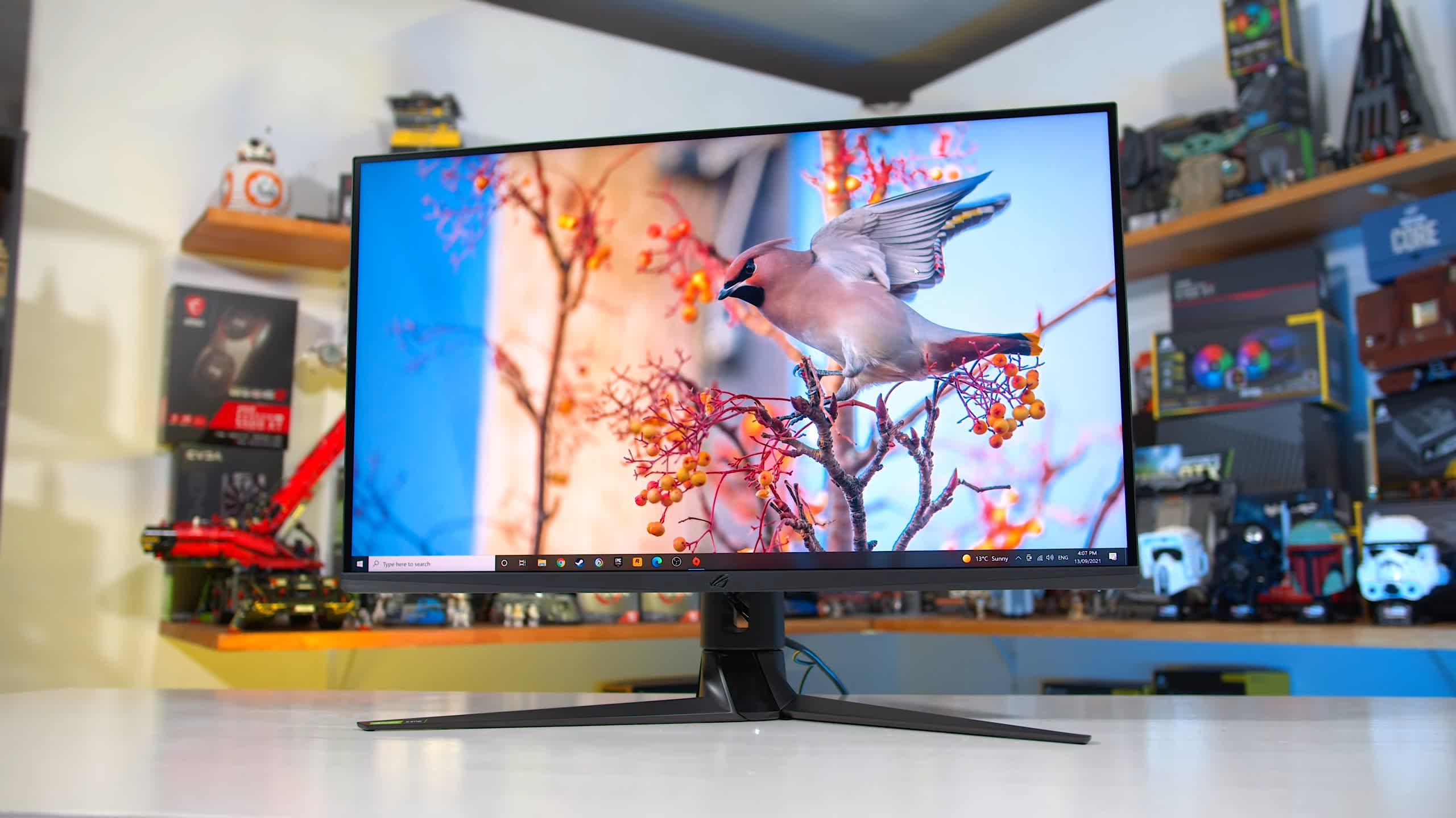 Asus ROG Swift PG32UQ 32