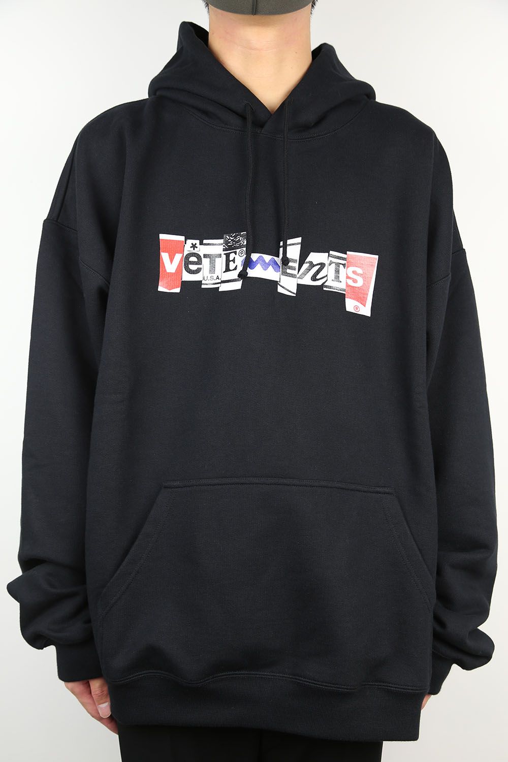 VETEMENTS - [ラスト1点 サイズXL] MIXED LOGO HOODIE / ブラック | Tempt
