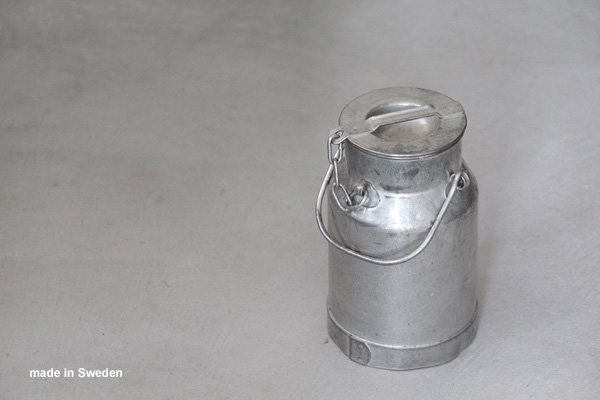 北欧ヴィンテージ ミルク缶 / スウェーデン 小